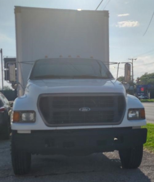 2003 FORD F650 Super Duty - Image 4